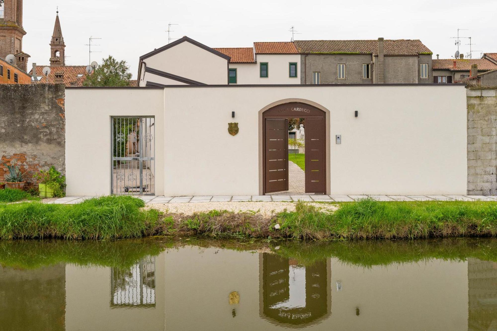 קומאקיו Villa Carducci מראה חיצוני תמונה